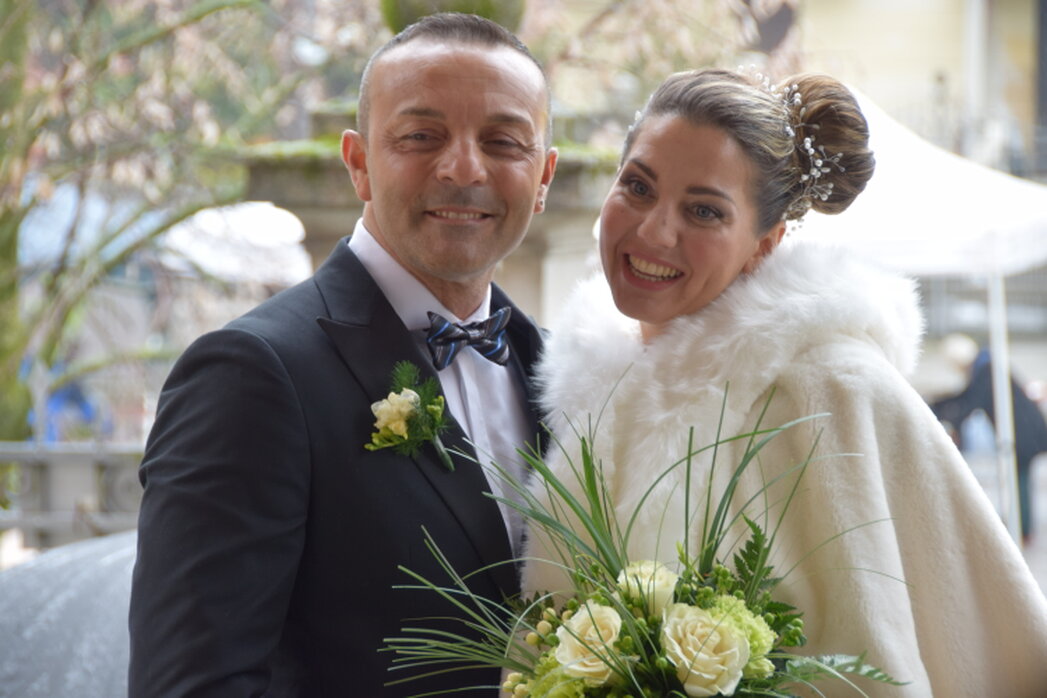 Allestimento per cerimonia con navata e diffusori discreti